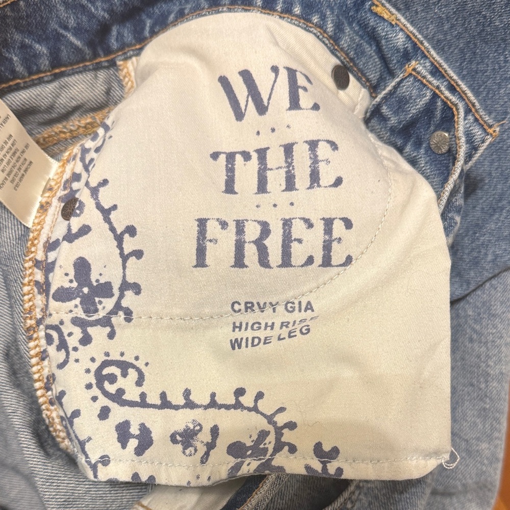 Free People Light Wash Wide Leg Jeans - Picture 11 of 13